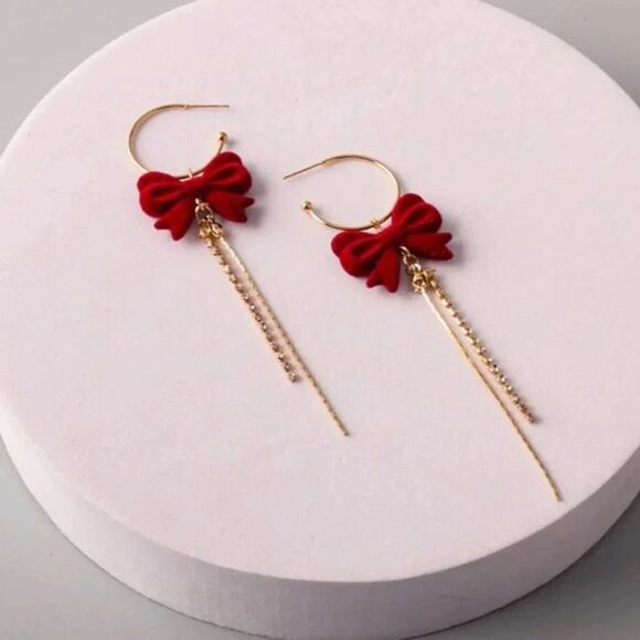 Elegant Red Bow Dangle Earrings NEW - Picture 1 of 1